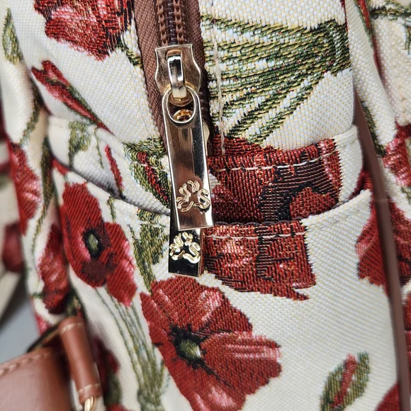 Signare Tapestry Backpack – Poppy Floral Print - Picture 3 of 10